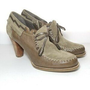 B. Makowsky BFRolyn 2 Tone Suede Leather Heels 8.5
